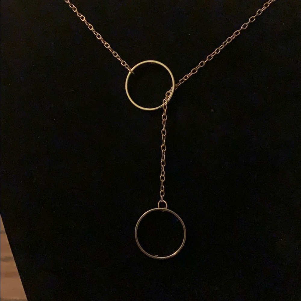 Dual circle lariat style necklace NWOT